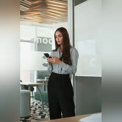 纪成